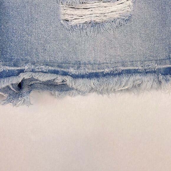 Kancan Lorraine Ultra high Rise Distressed Buttonfly Denim Shorts. Size Medium. - Picture 8 of 13